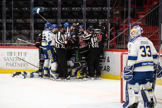 Leksands Mirco Muller har ont