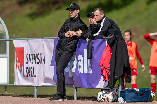 Borgebys tränare Izet Kaljic tilslammans med assisterande tränare Johan Håkansson och Henrik Altheden