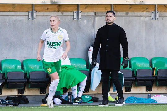 Hammarbys tränare Pablo Pinones-Arce