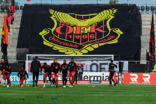 Östersunds supportar som satt upp tifo