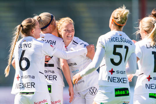 Rosengårds Glodis Perla Viggosdottir jublar