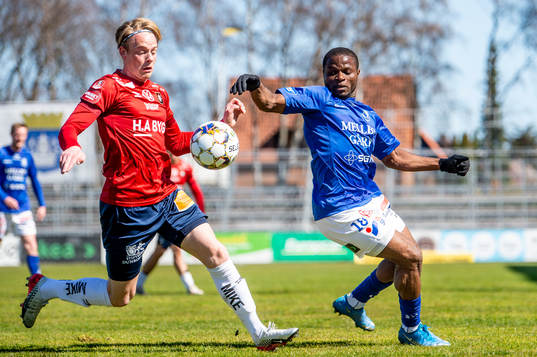 Örgrytes Arvid Sigurdsson mot Trelleborgs Henry Offia