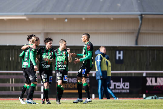 Varbergs Oliver Stanisic jublar