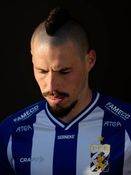 IFK Göteborgs Marek Hamsik på väg ut till andra halvleken