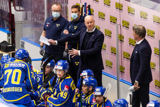 Sveriges assisterande förbundskapten Marcus Ragnarsson och