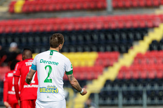 Varbergs Jon Birkfeldt jublar