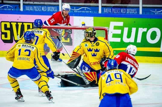 Tobias Lindström of Norway scores 1-0