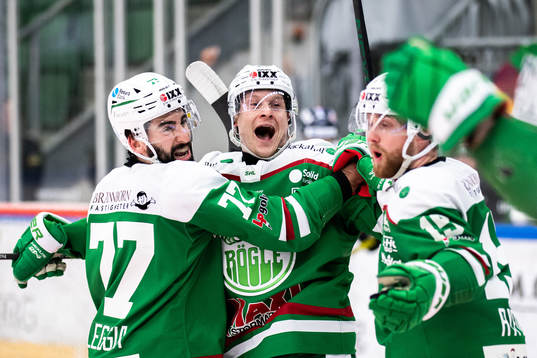 Rögles Joseph LaLeggia, Olli Palola och Simon Ryfors jublar