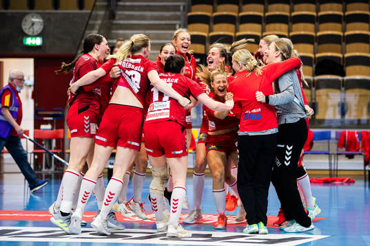 Höörs spelare jublar