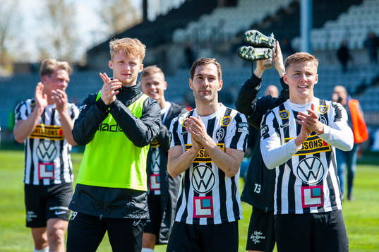 Landskronas Alexander Tkacz jublar