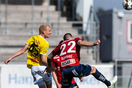 Falkenbergs Adam Bergmark Wiberg nickar in 1-0