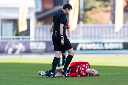 Örgrytes Herman Sjögrell har ont