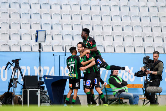 Varbergs Oliver Stanisic jublar