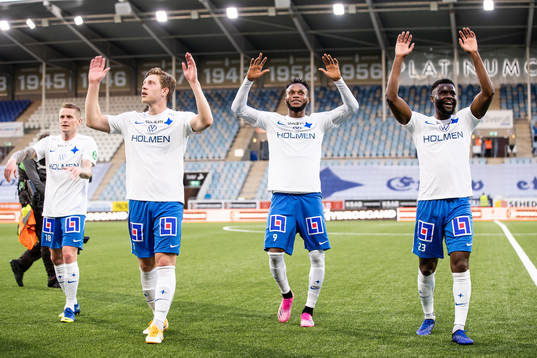 IFK Norrköpings Alexander Fransson, Samuel Adegbenro och Maic Sema jublar