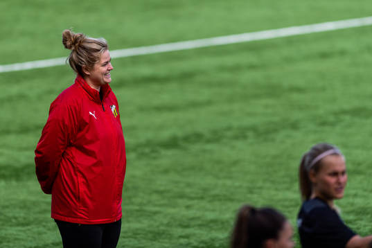 Assisterande tränare Erika Faith