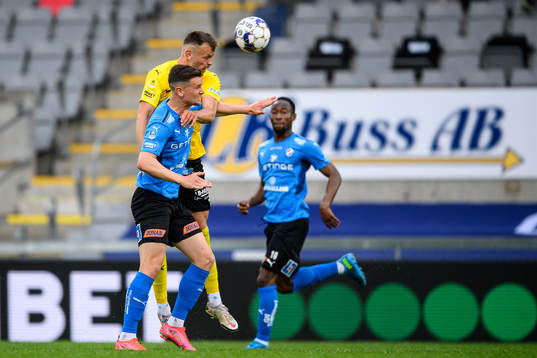 Mjällbys Max Watson och Halmstads Markus Antonsson