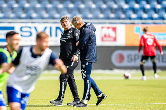 Jan Halvor Halvorsen, head coach of Bryne, ahd Lars Arne