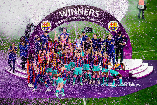 Players of Barcelona celebrate