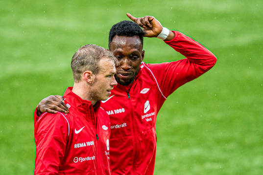 Petter Dahle Strand and Karamoko Daouda Bamba of Brann