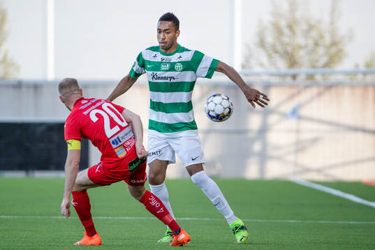 Värnamos Freddy Winsth och Västerås Brian Span