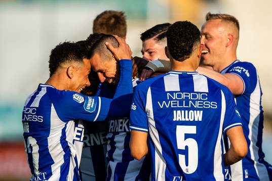 IFK Göteborgs Marek Hamsik jublar med lagkamrater efter 2-1