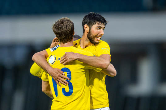 IFK Malmös Geronimo Balint jublar tillsammans med lagkamrater