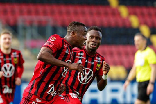 Östersunds Patrick Kpozo  jublar eter 1-0