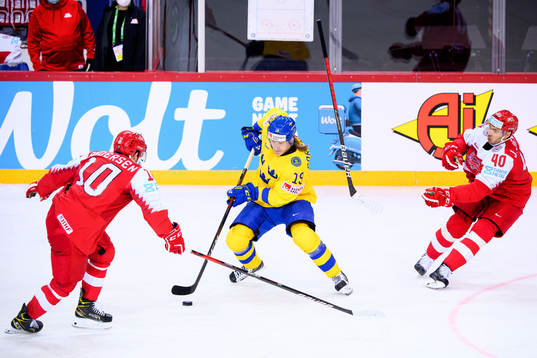 Marcus Sörensen of Sweden against Niklas Andersen and