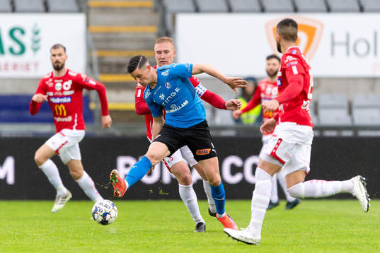 Halmstads Markus Antonsson och Degerfors Oliver Ekroth
