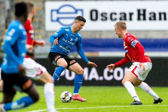 Halmstads Markus Antonsson och Degerfors Oliver Ekroth