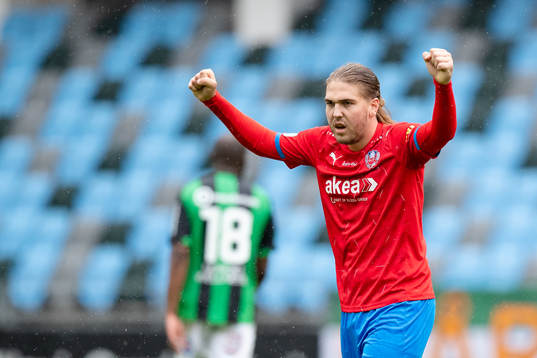 Helsingborgs Charlie Weberg jublar
