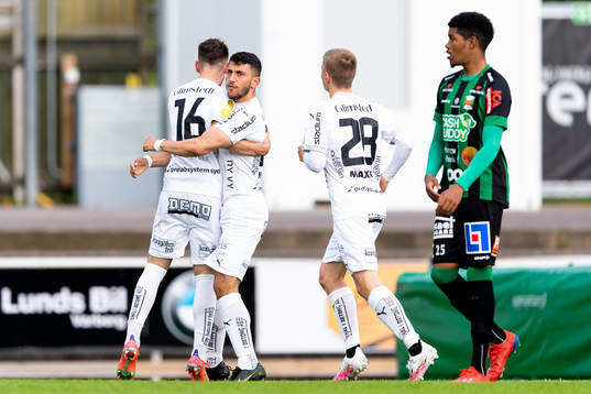 Häckens Leonardo Farah Shahin jublar efter gjort 0-1