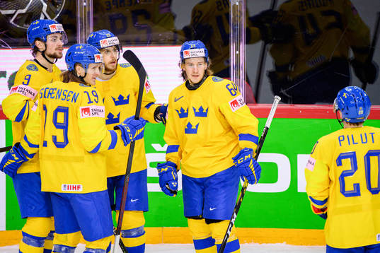Adrian Kempe, Marcus Sörensen , Mario Kempe, Lawrence
