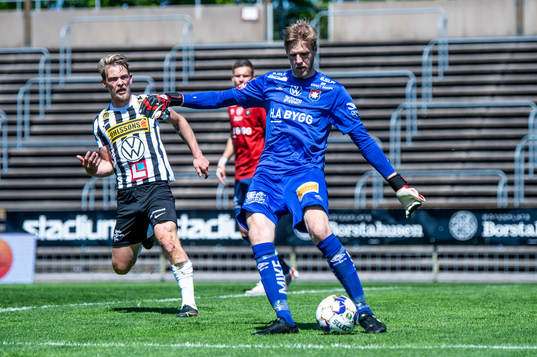 Örgrytes målvakt Fredrik Andersson