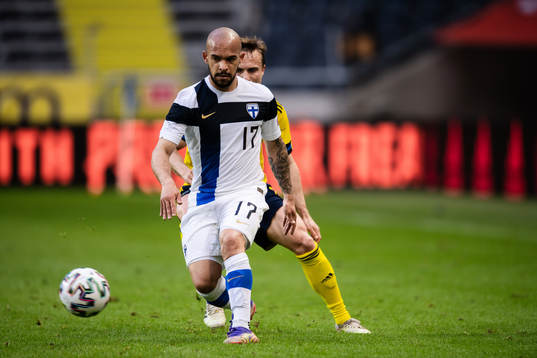 Nikolai Alho of Finland and Pierre Bengtsson of Sweden