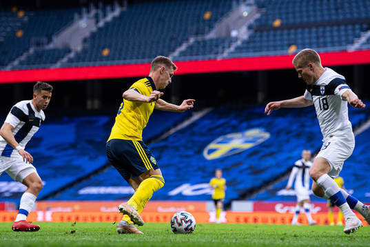 Emil Krafth of Sweden and Jere Uronen of Finland