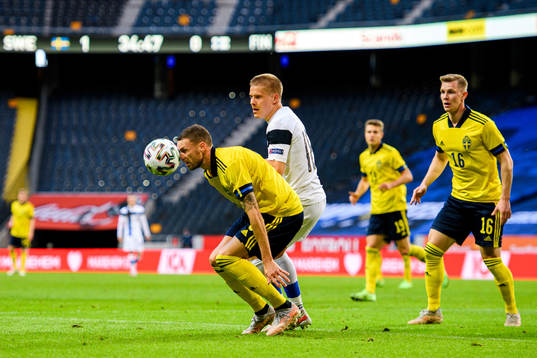 Marcus Berg, Emil Krafth of Sweden and Jere Uronen of Finland