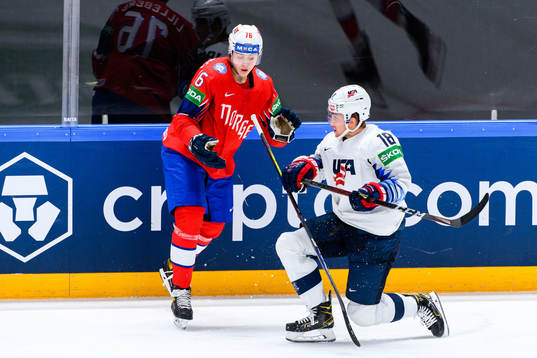 Emil Lilleberg of Norway and Jack Drury of USA
