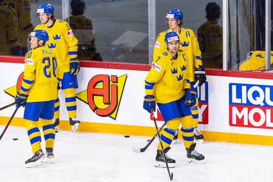 Lawrence Pilut, Filip Hållander, Henrik Tömmernes and