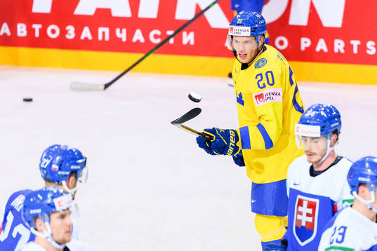 Lawrence Pilut of Sweden