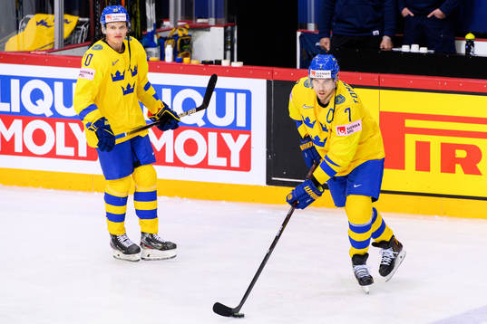Lawrence Pilut and Henrik Tömmernes of Sweden