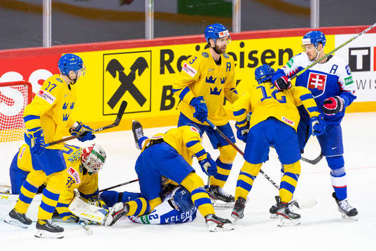 Pär Lindholm, goalkeeper Adam Reideborn, Klas Dahlbeck and