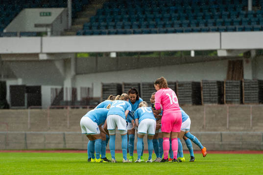 Malmö FFs spelare samlas