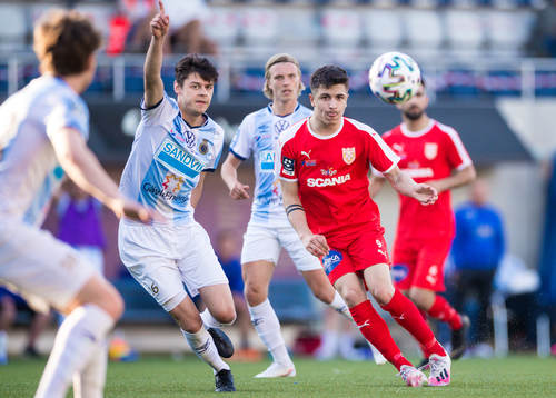 Gefles Kevin Persson och Assyriskas Antonio Yakoub