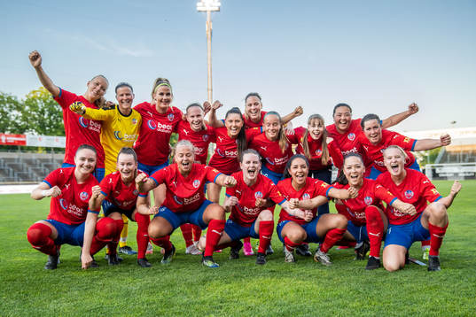 Helsingborgs spelare jublar