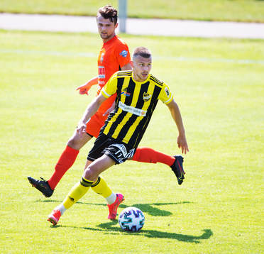 IFK Hässleholms Ivan Danielsson Andanovski i matchen i division 2 Södra Götaland mellan IFK Hässleholm och Kristianstads FC i Hässleholm 5 juni 2021.
