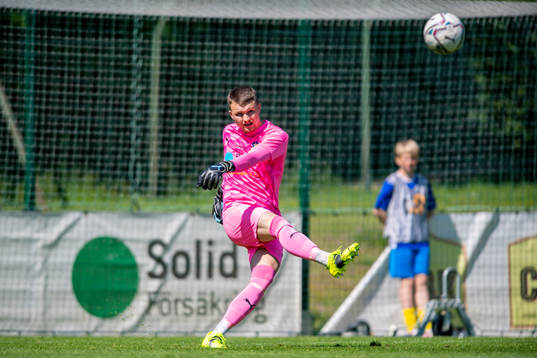 Eskilsminnes Målvakt Pontus Löfvenmark