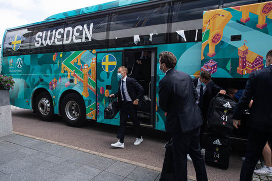Sebastian Larsson, Gustav Svensson and Marcus Berg of the Swedish national football team arrive to base camp Sankt Jörgen Park ahead of the UEFA Euro 2020 Football Championship on June 8, 2021 in Gothenburg. 