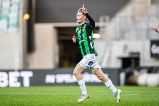 GAIS Adam Egnell jublar efter 1-2