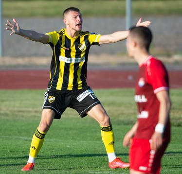 IFK Hässleholms Ivan Danielsson Andanovski i matchen i